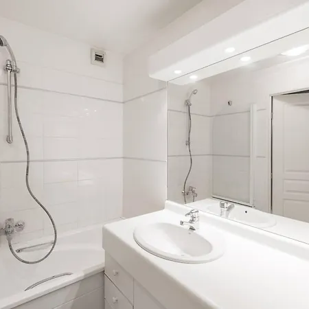 Superbe T2 Vue Mer, Ideal Pour - Fr-1-821-14 Apartment *